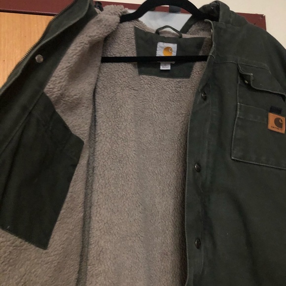 Carhartt olive green sherpa lined jacket size L - Picture 2 of 3